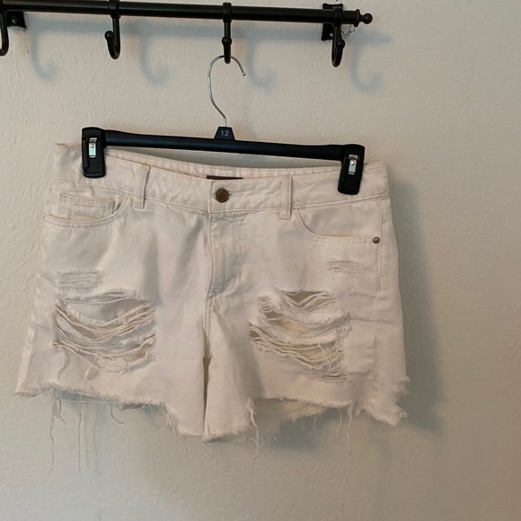 Dl1961 Jean shorts distressed - Picture 3 of 8